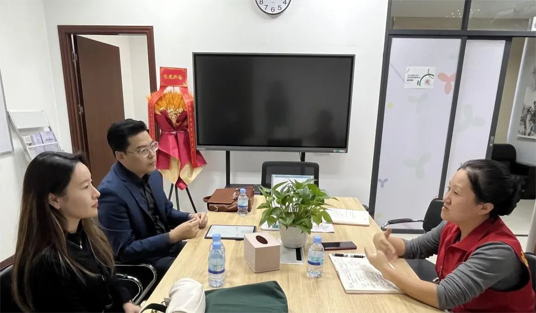 党建工作,党建赋能社区教育，共建优质公益课程——华山社区与深圳教育研修院携手共建外教英语绘本课程进社区党建赋能社区教育，共建优质公益课程——华山社区与深圳教育研修院携手共建外教英语绘本课程进社区,深圳教育研修院